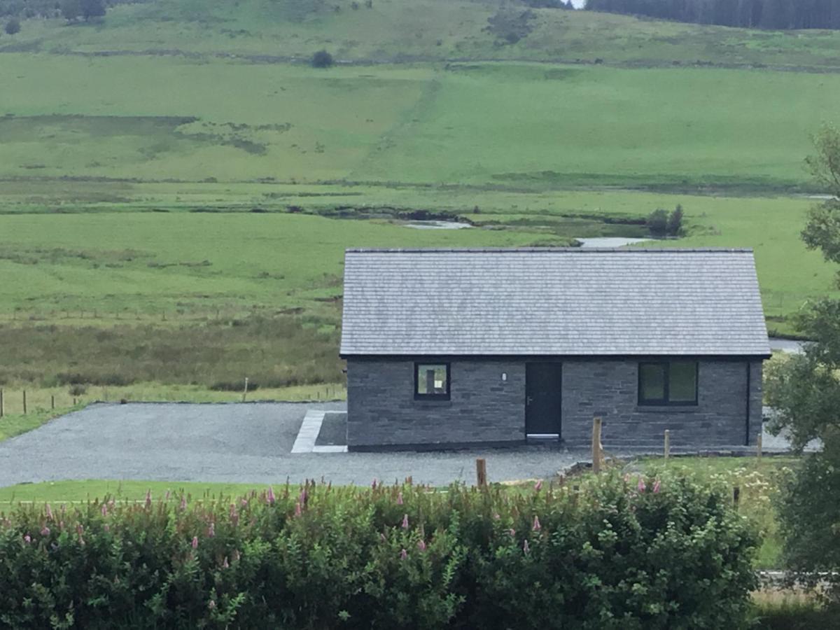 Вилла Poachers Bothy Skeabost Экстерьер фото